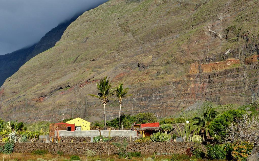 منزل الضيف فرونتيرا  في Casa Guinea المظهر الخارجي الصورة