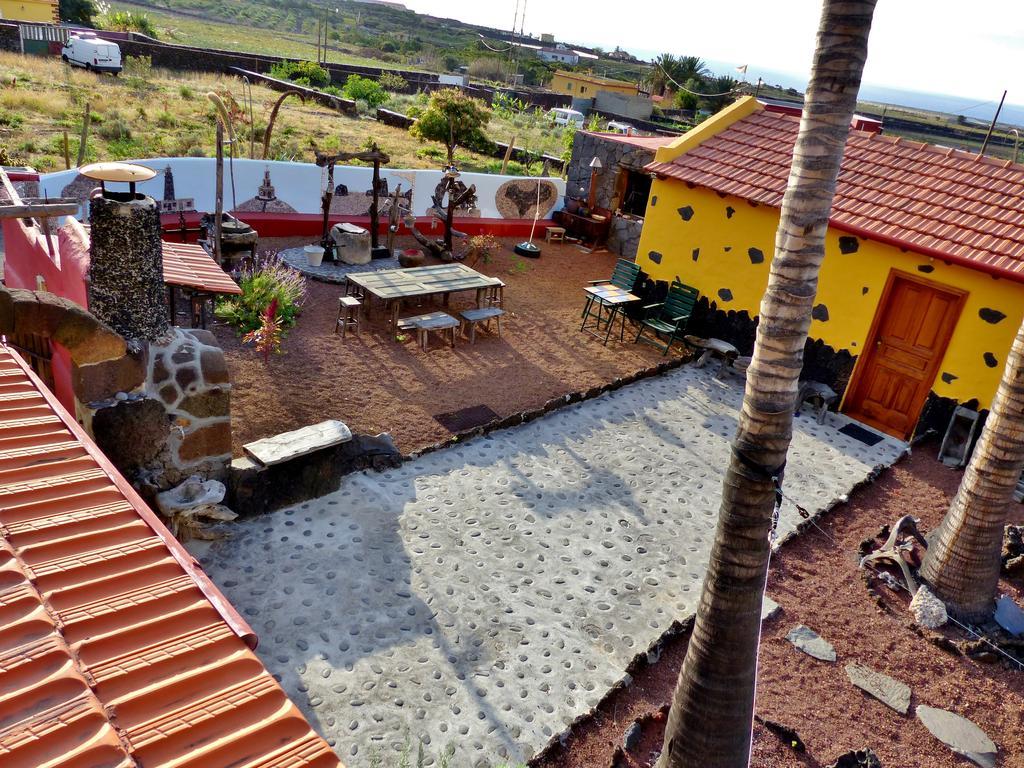 منزل الضيف فرونتيرا  في Casa Guinea المظهر الخارجي الصورة