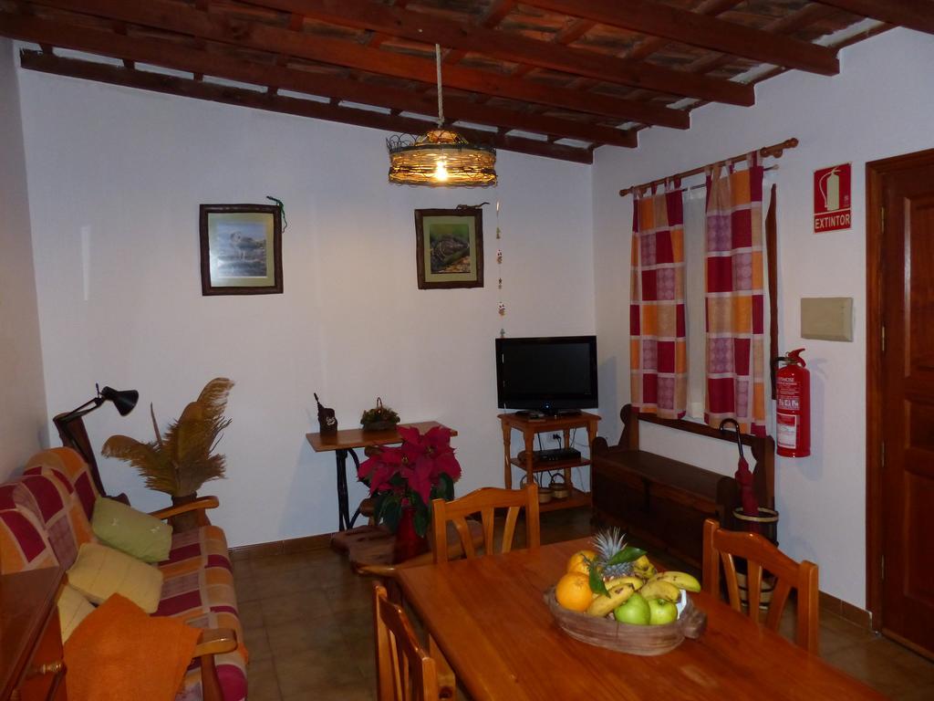 منزل الضيف فرونتيرا  في Casa Guinea المظهر الخارجي الصورة