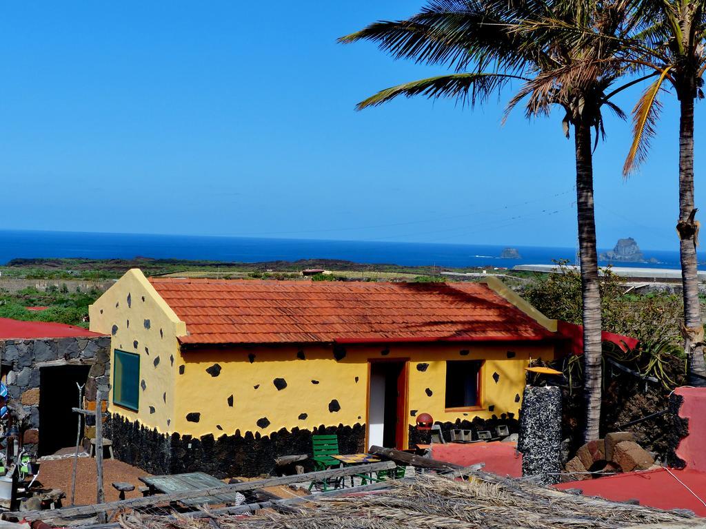 منزل الضيف فرونتيرا  في Casa Guinea المظهر الخارجي الصورة