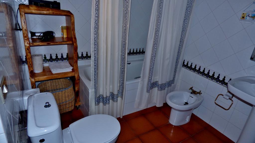 منزل الضيف فرونتيرا  في Casa Guinea المظهر الخارجي الصورة